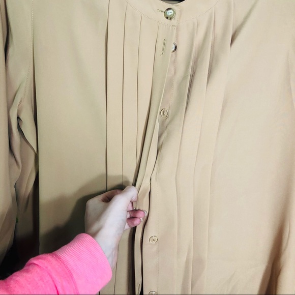 ‘🌼3/$30🌼Jennifer Moore Button Down Blouse Size Large - Picture 5 of 16